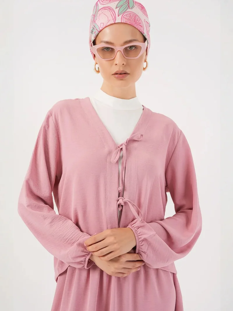 بيغ دارت BDART V-neck Tie Closure Blouse & Maxi Skirt Two-Piece Coord Set